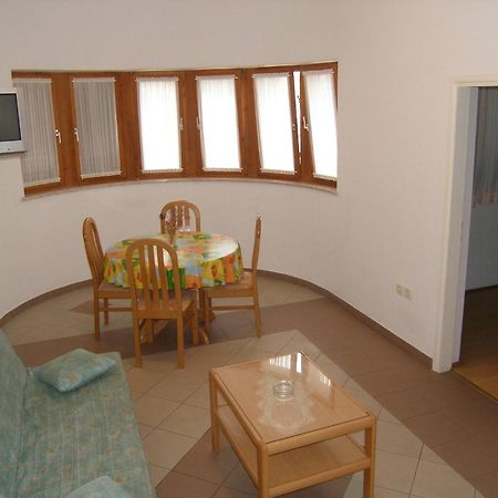 Lorena Apartments In Pula Buitenkant foto