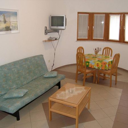 Lorena Apartments In Pula Buitenkant foto